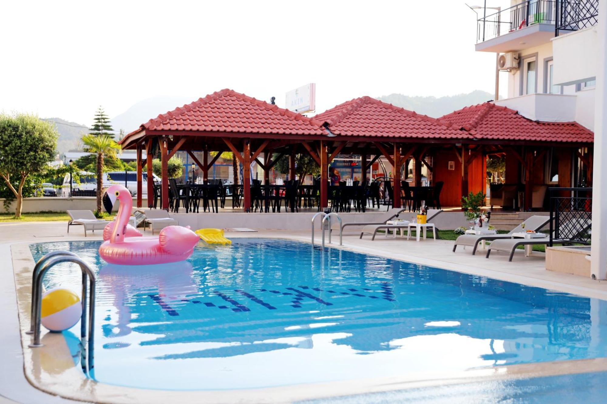 Akin And Aparthotel