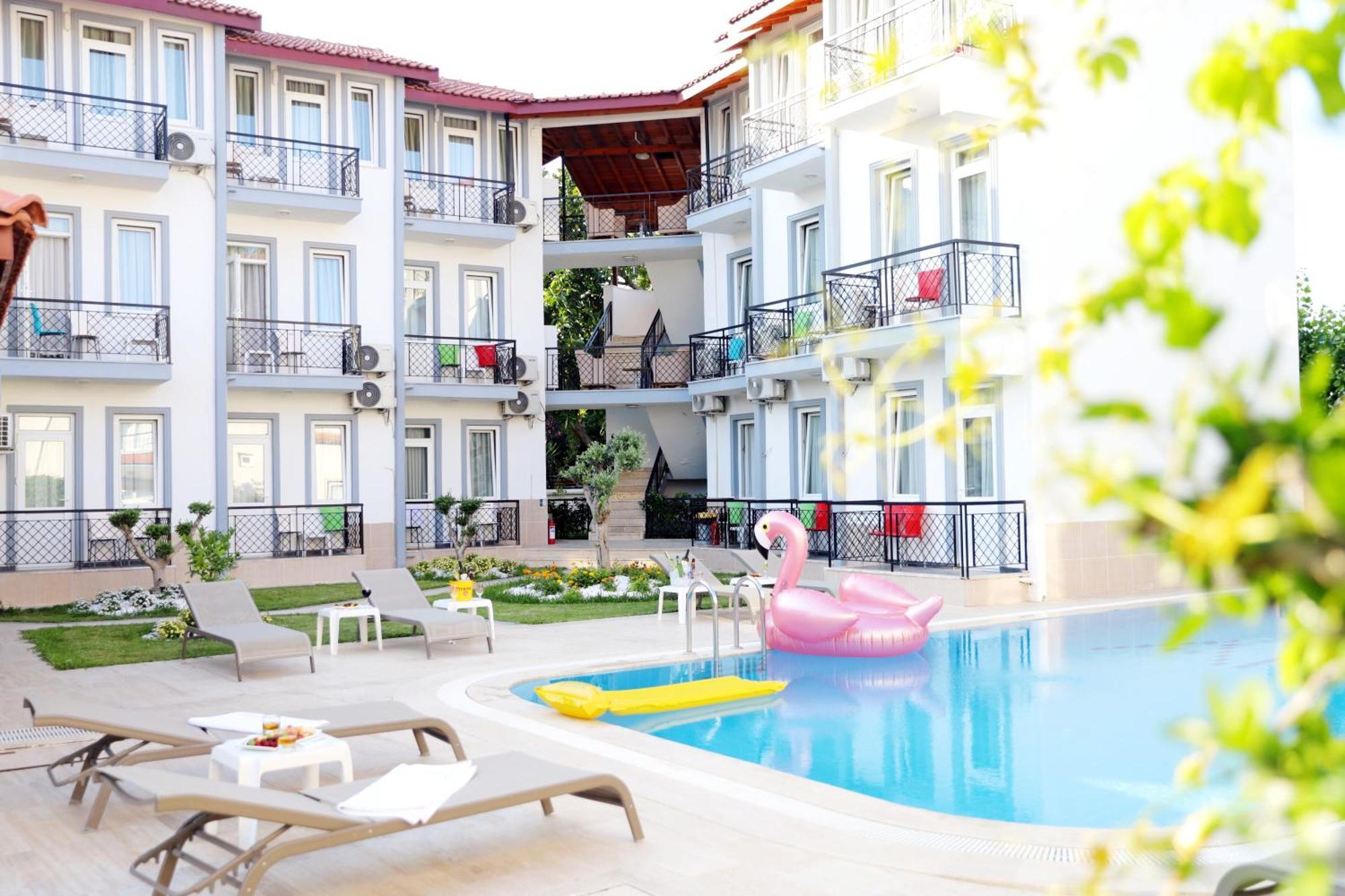 Akin And Aparthotel